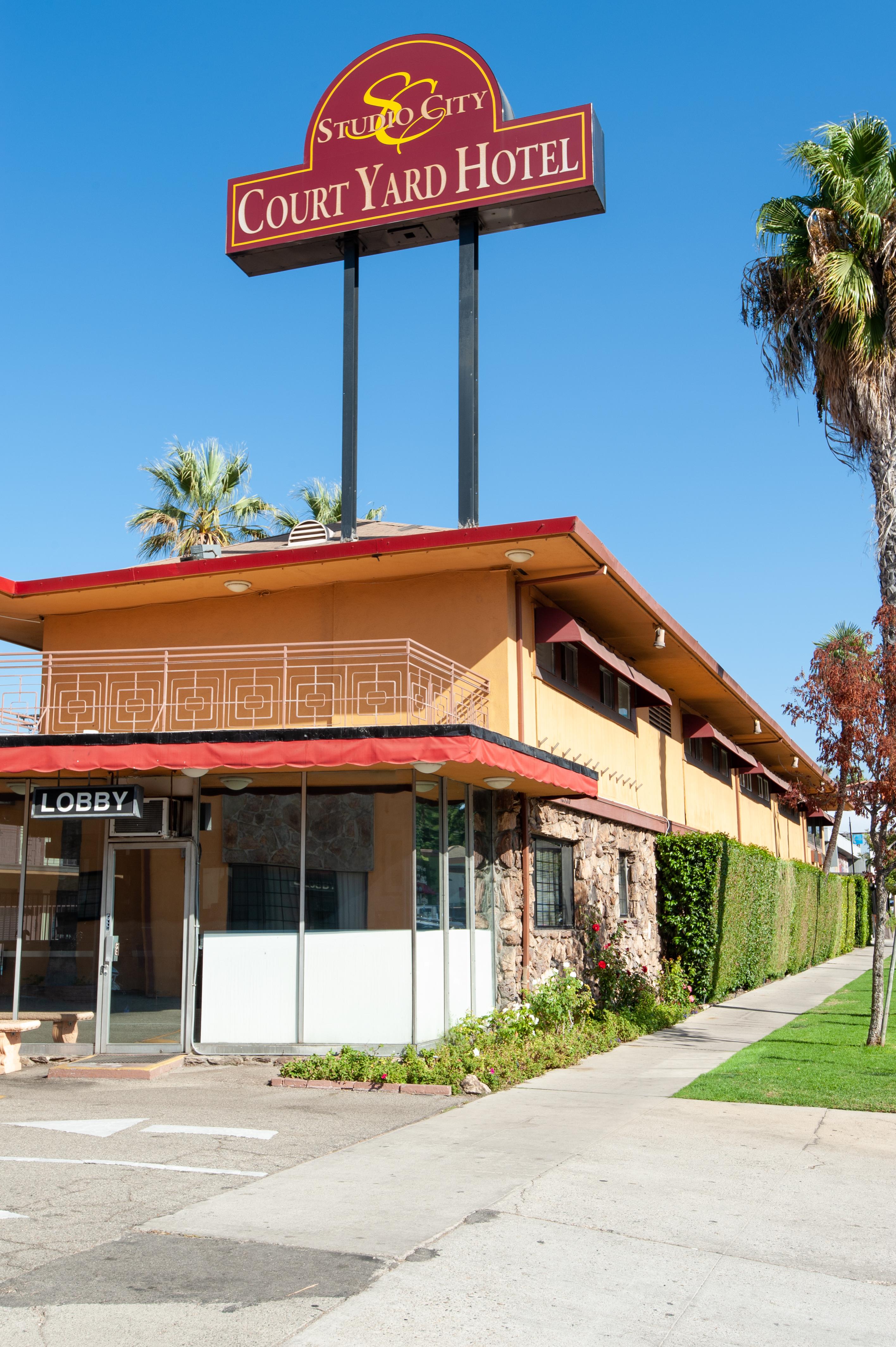 Studio City Court Yard Hotel Eksteriør bilde